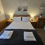 B&B The Plough