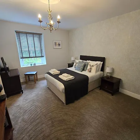 The Plough 住宿加早餐酒店