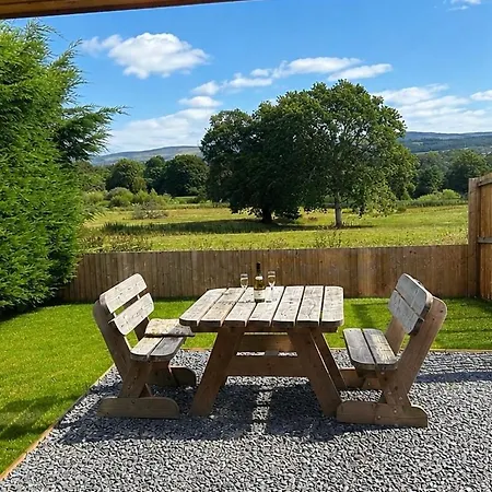 Bed & Breakfast The Plough